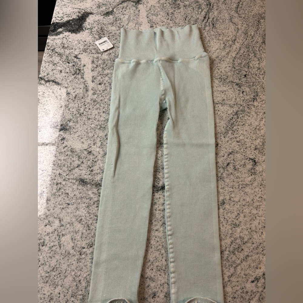 BNWT FP Movement Leggings